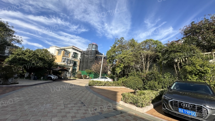 仁恒别墅外景图