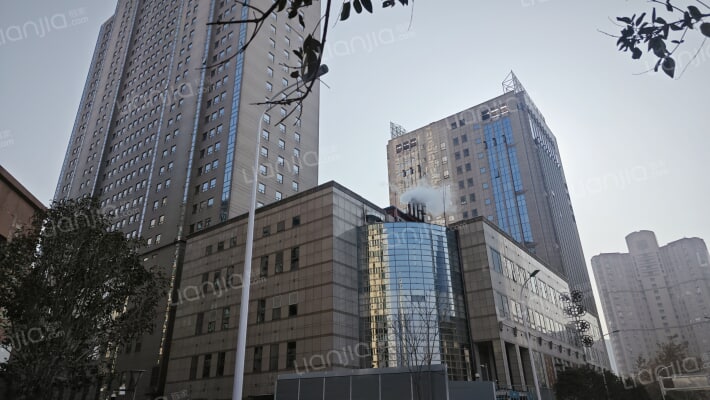 裕园广场外景图