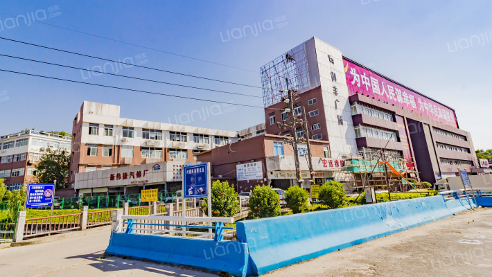 鹤龙一路外景图