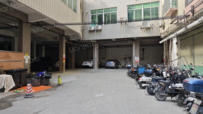 富和花苑B区外景图