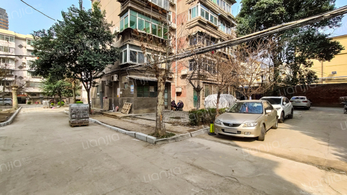 陕建机第一社区外景图