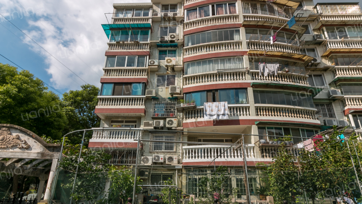 绿苑公寓外景图