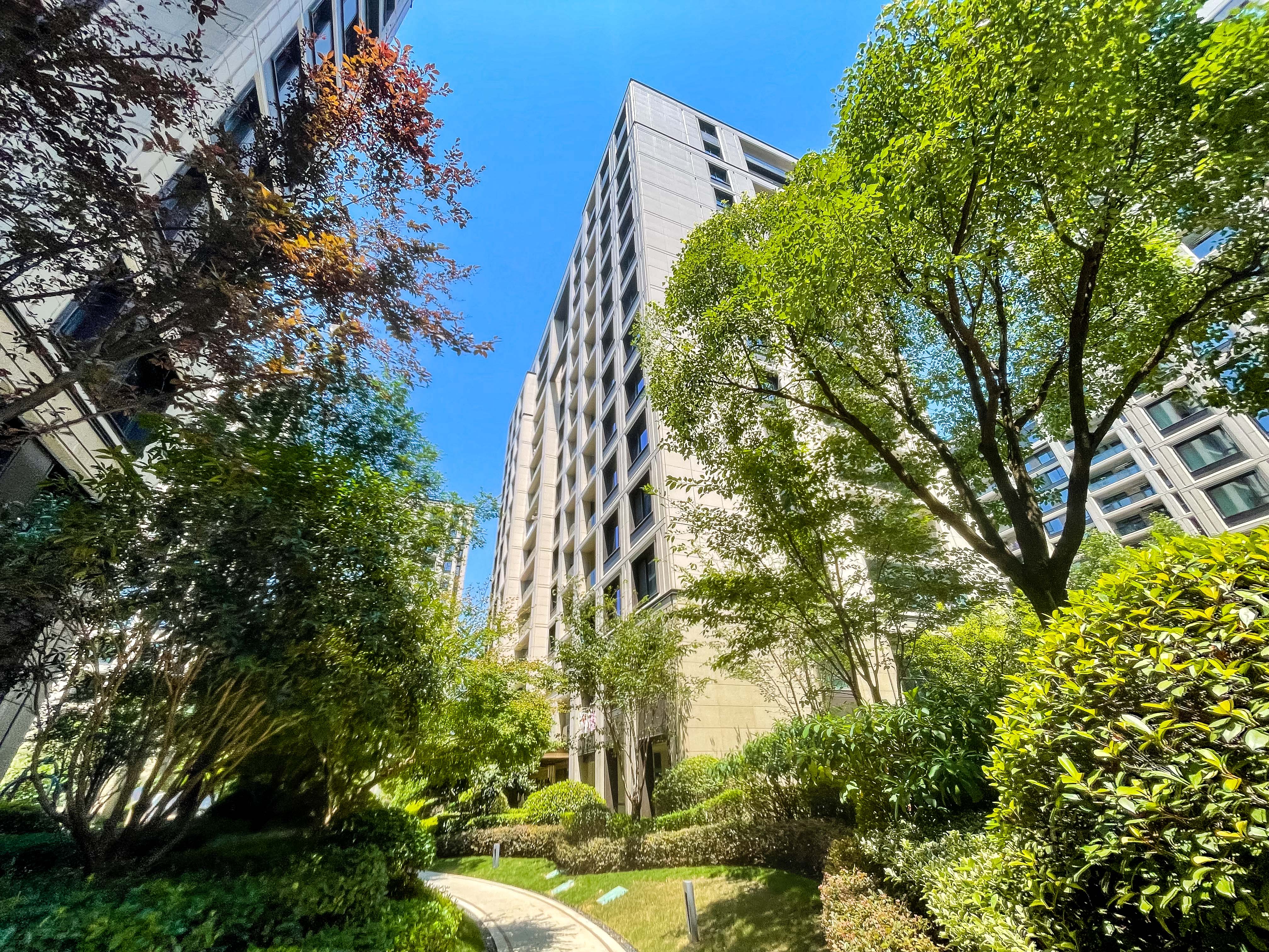 东城金茂府小区实景 8