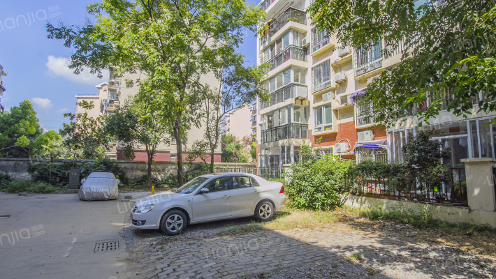 四季花园外景图