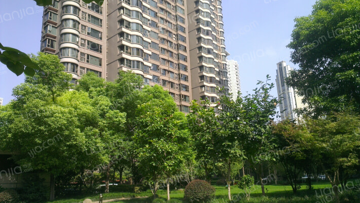 爱家豪庭外景图