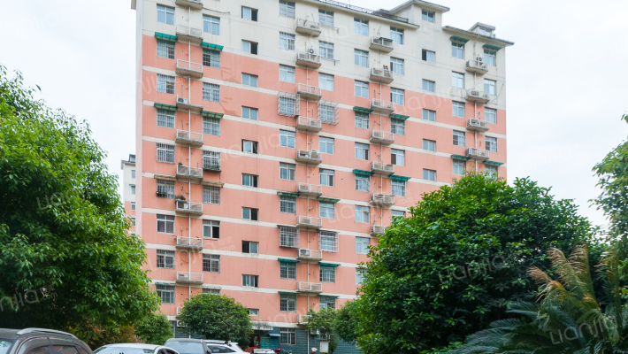 芳草苑小区外景图