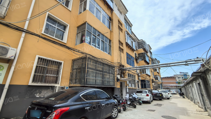 磷肥厂小区外景图