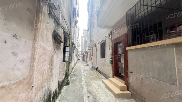 罗沙鸿兴路一巷外景图