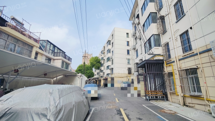 上里东小区外景图