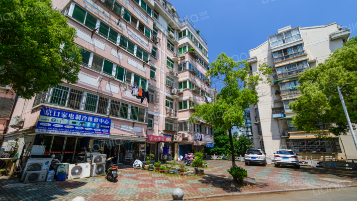 润州花园一区外景图