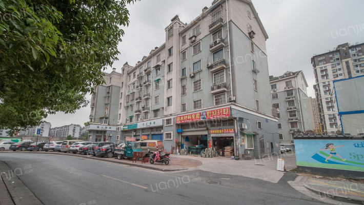 潘水路285号外景图