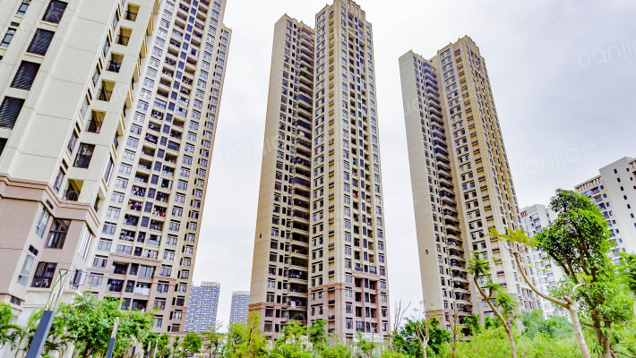 鸿泰花园外景图