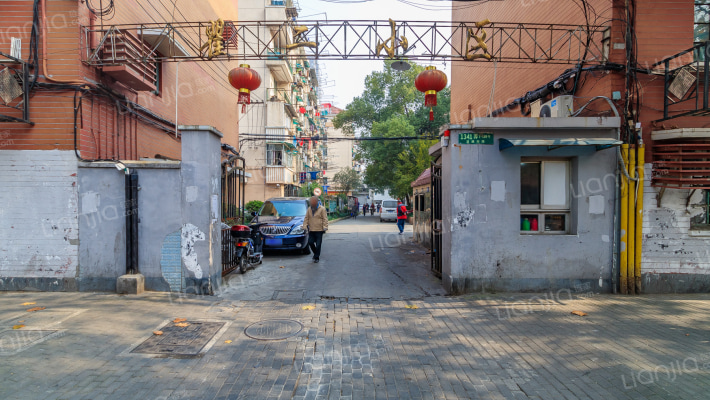 瞿二小区外景图