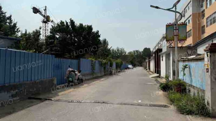 龙园小区外景图