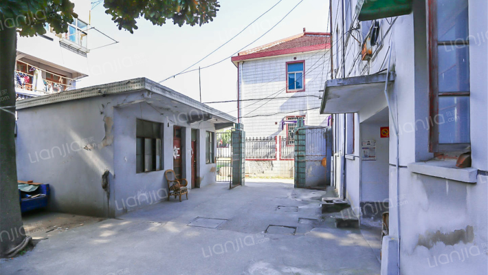 育才路粮机厂住宅外景图