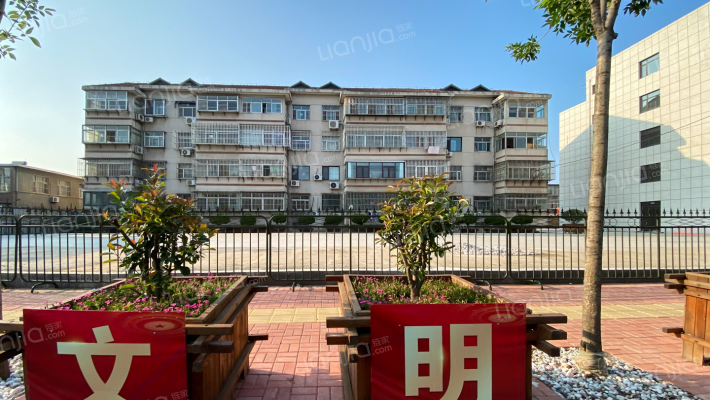 计量局宿舍外景图