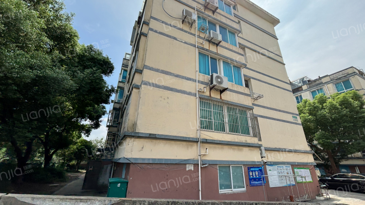 建设新村外景图