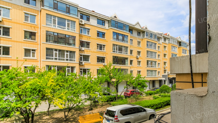 富奥花园A区外景图