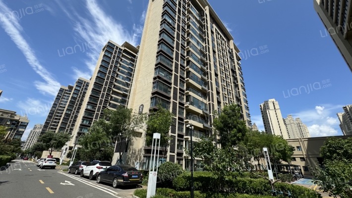 世茂璀璨珑园外景图