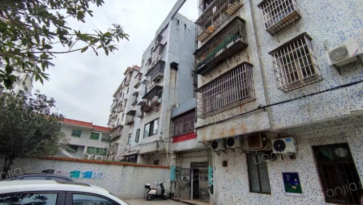 拱北夏湾路106号外景图