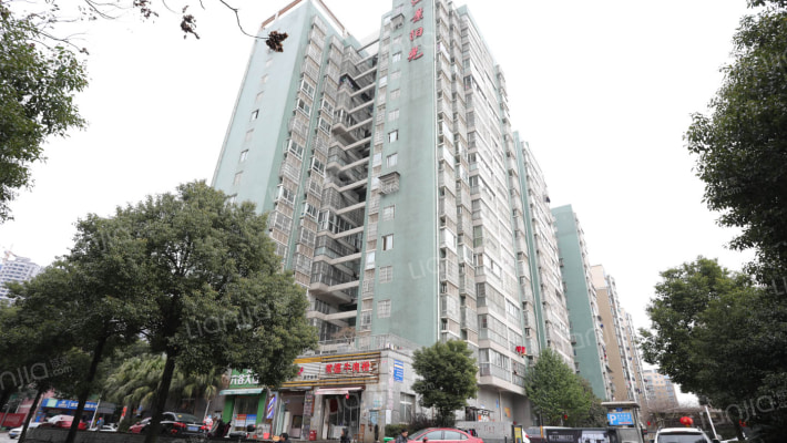 江景阳光外景图