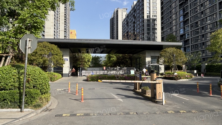 宋都江宸府外景图