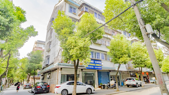 白水路小区外景图