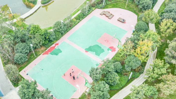 碧源月湖外景图