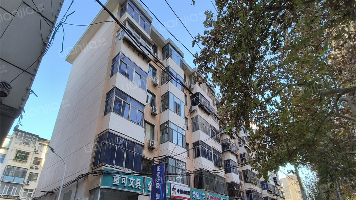 焊条厂宿舍外景图