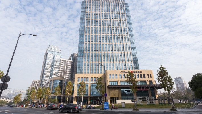 天润商业中心外景图