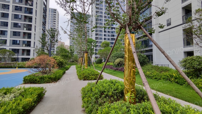 华景川湖沁宸园外景图