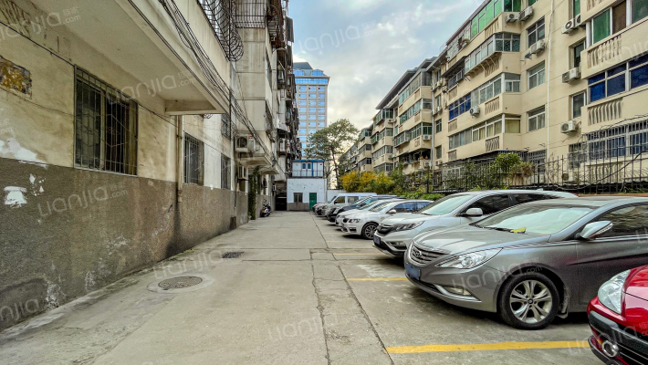 东新商住外景图