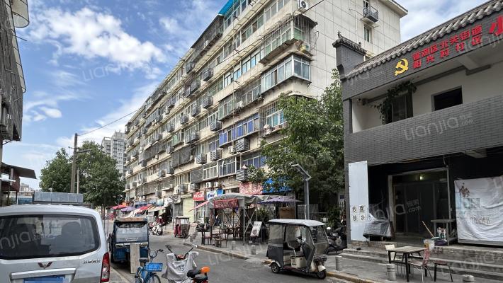 阳光小区1号东区外景图