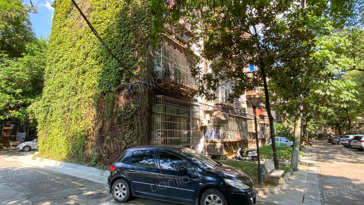 一中宿舍区外景图