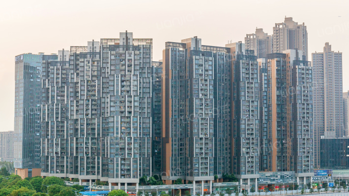 潜龙曼海宁花园南区外景图