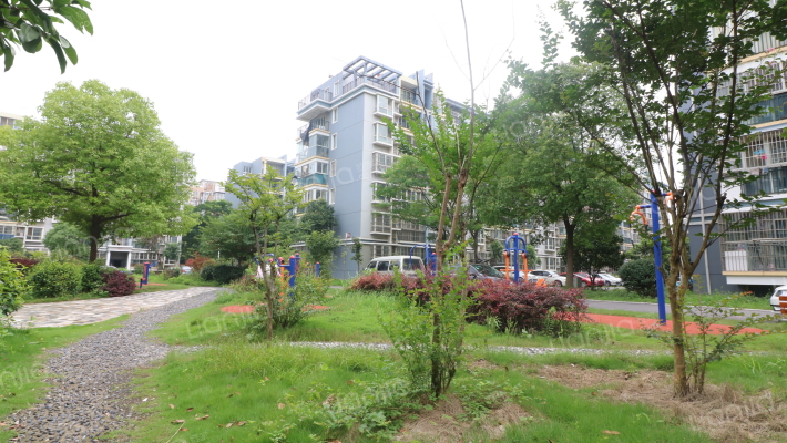 润富花园外景图