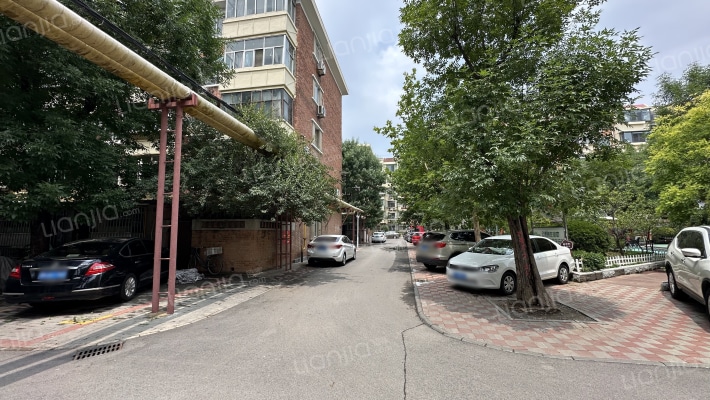 工业大学家属院外景图