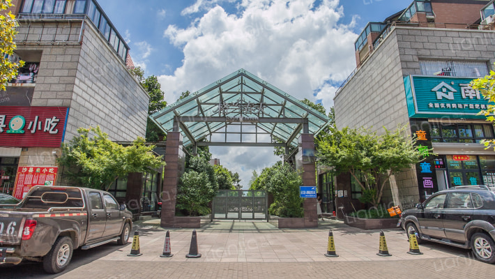 格兰春天一期外景图