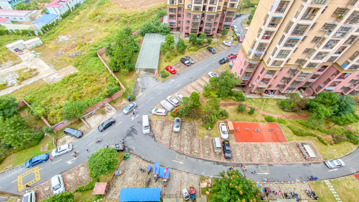 滨河松园外景图