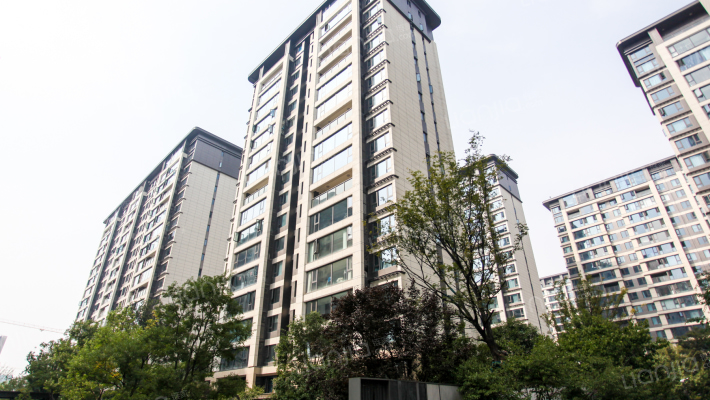 保利海德公园肆号院外景图