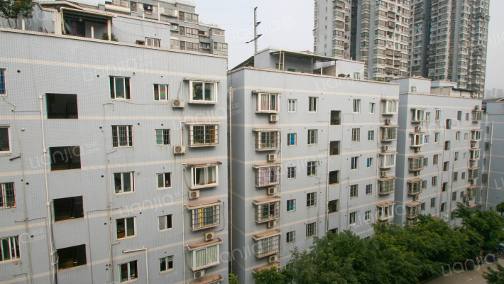 康家花园外景图