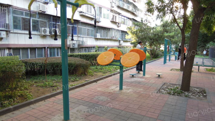 光辉南里外景图