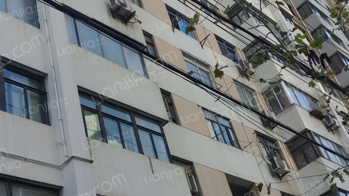 卫星大楼外景图