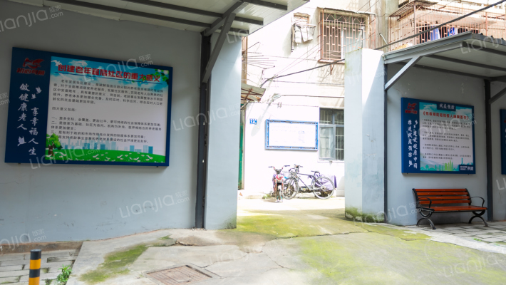 文化馆宿舍外景图