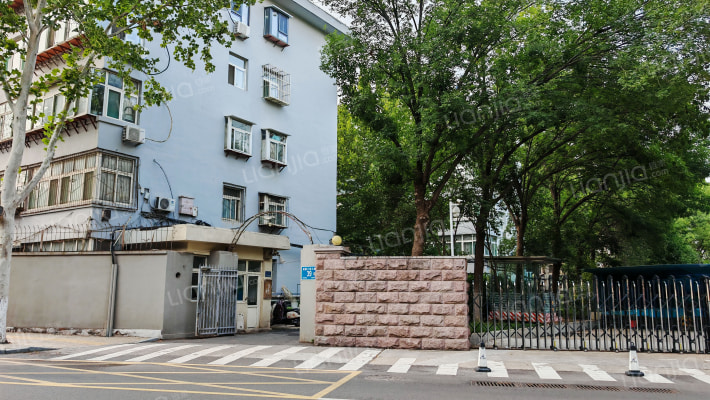 建国小经三路外景图