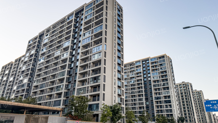 耀悦云庭外景图