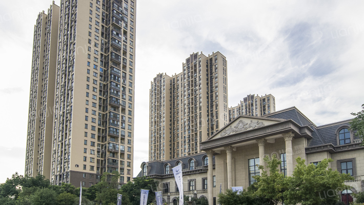 天纵半岛蓝湾外景图