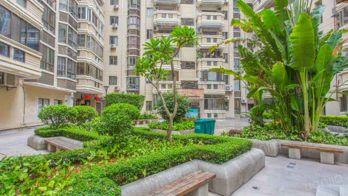 南湖豪苑外景图