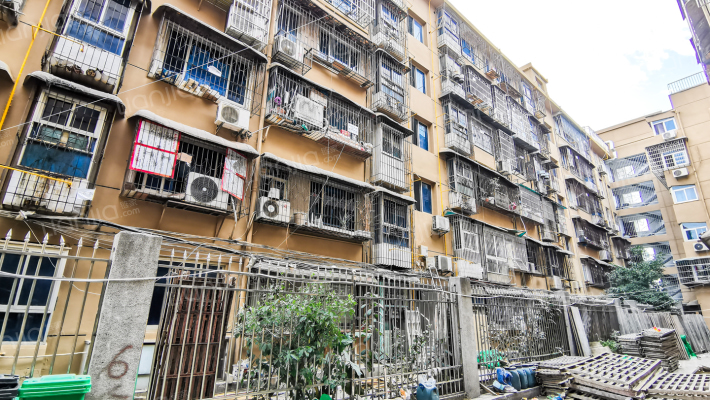 保险公司宿舍外景图