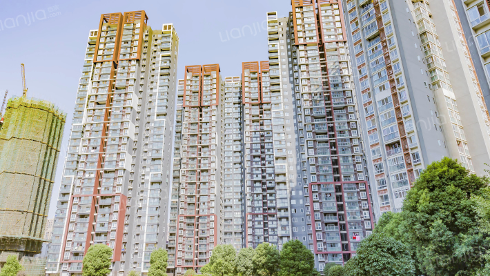 天下峰景外景图